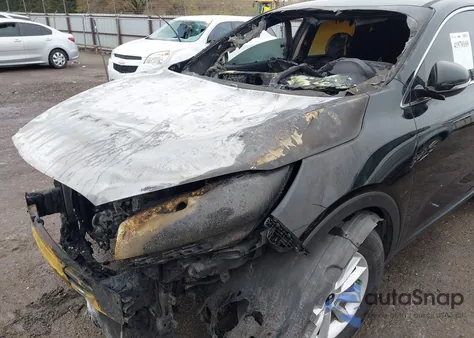 2019 Kia Sorento 2.4L Lx from USA, damaged, VIN 5XYPG4A33KG575006